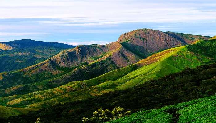 The majestic hill view from Mattumala, One of the famous places to visit in Nelliyampathy