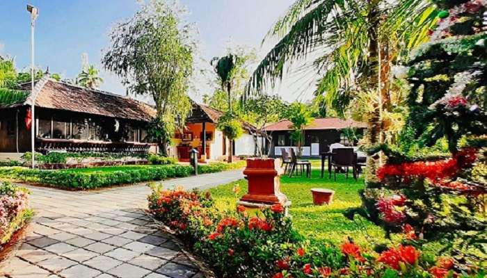 Traditional houseboats are plenty around Paradise Resort Kumarakom Kerala to explore the backwaters.