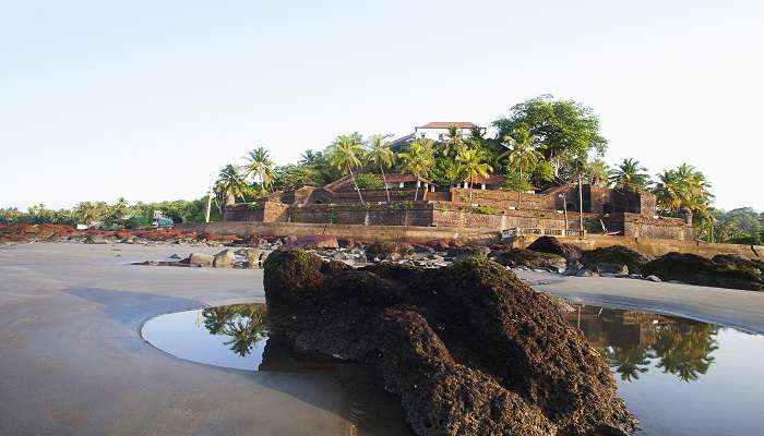 The panoramic view of Reis Magos Fort on the North side.