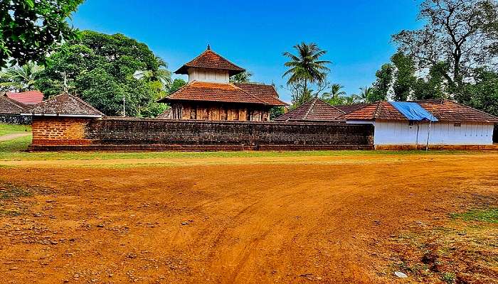 Shiva Temple in Nenmara in its traditional Kerala style
