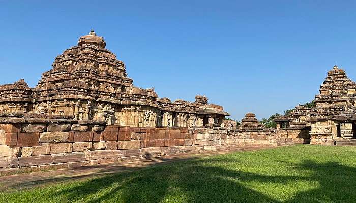 कर्नाटक में घूमने के लिए सबसे अच्छी जगहें बादामी, ऐहोल और पत्तदकल है