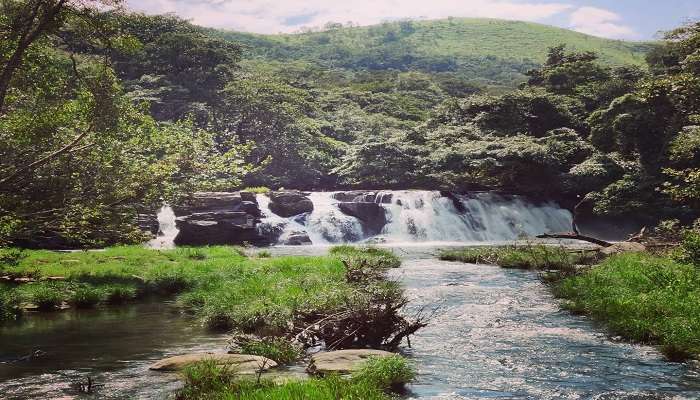 Kote Abbe Falls lies at the beginning of the Kaveri River.