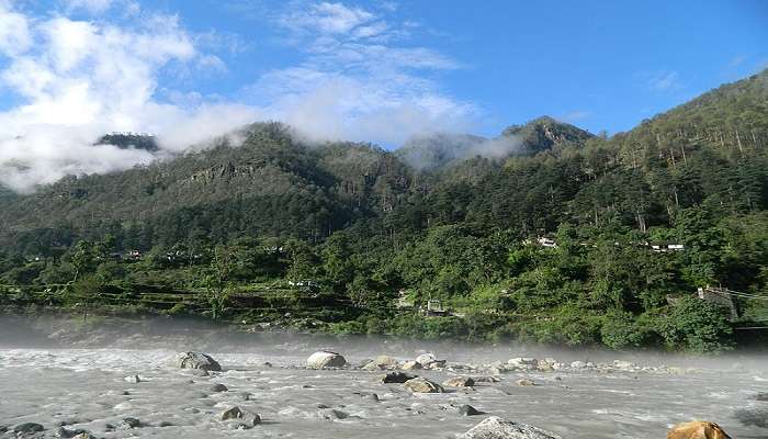 Stunning Views from the Harsil River and get a memorable experience.