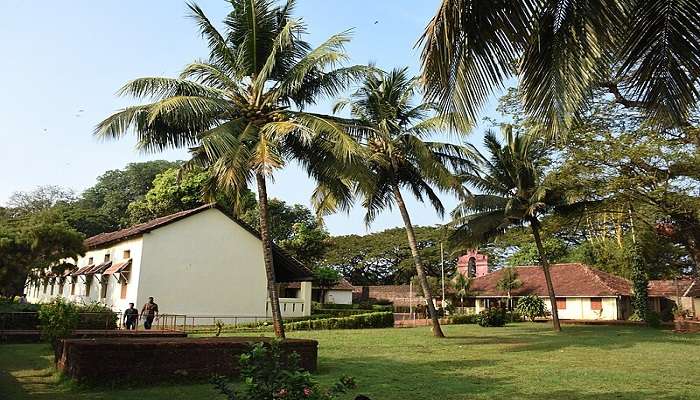 The outside view of Thalassery fort 