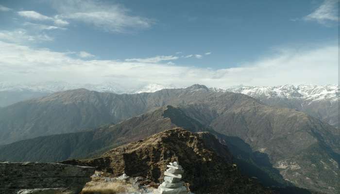 The gorgeous landscapes during the Chandrashila Summit