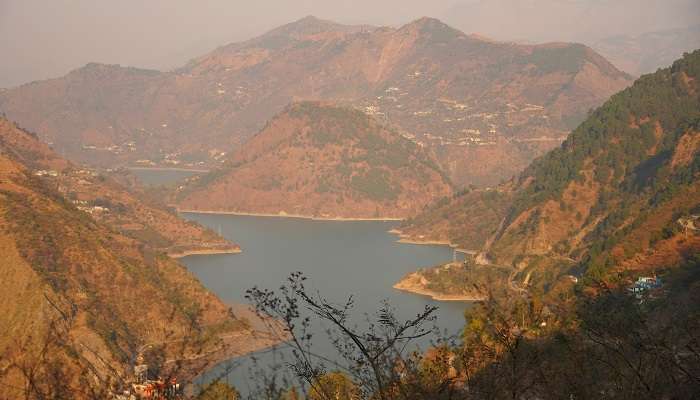 A hillside photo of the lake