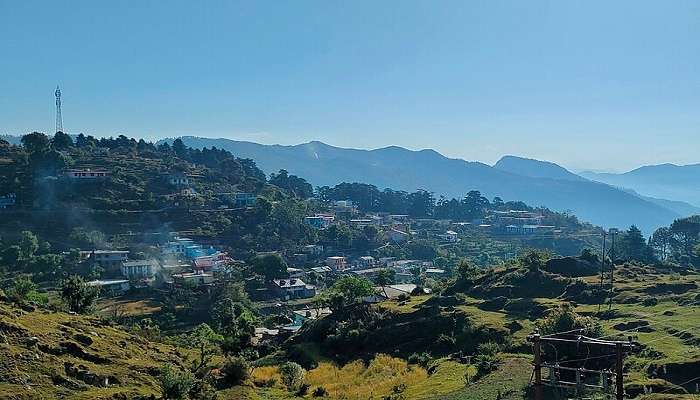 photography in gangolihat is the top to visit in chaukori in Uttarakhand. 