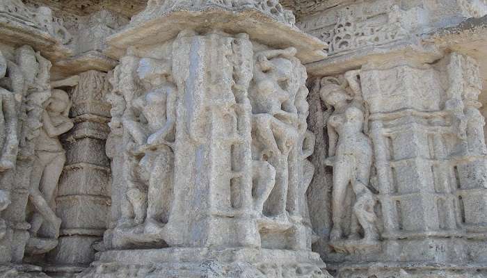 The magnificent work of craving found at the walls of Harsiddhi Mata Temple in Ujjain