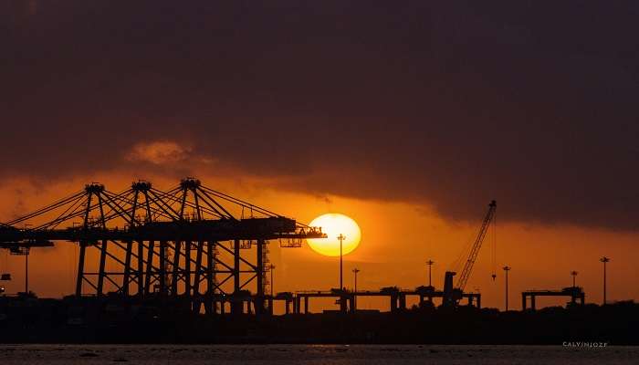A stunning view of sunset at Kathrikadavu