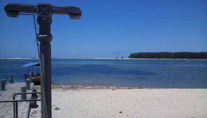 La plage de Batticaloa, C’est l’une des meilleures plages du Sri Lanka