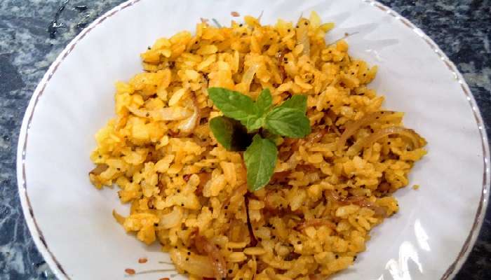  Try the local food near Grishneshwar Mandir 