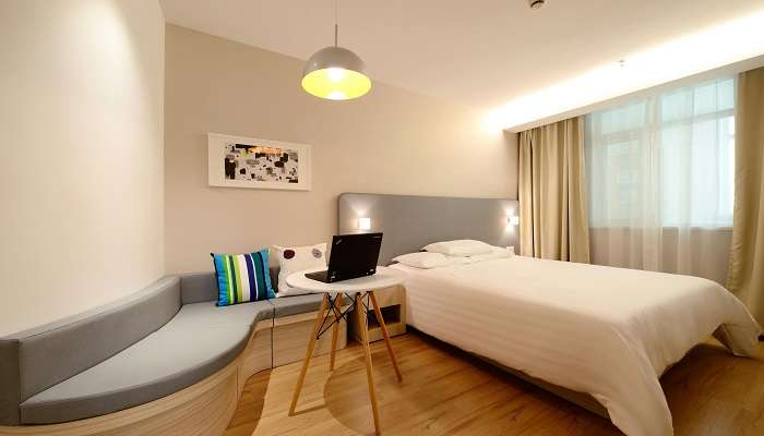 Park Residency is one of the luxurious hotels near Kozhikode