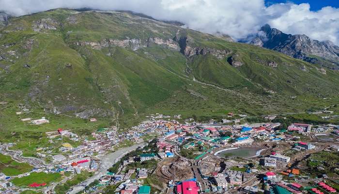 several Temples to visit near Badrinath Dham, Snowfall In Badrinath