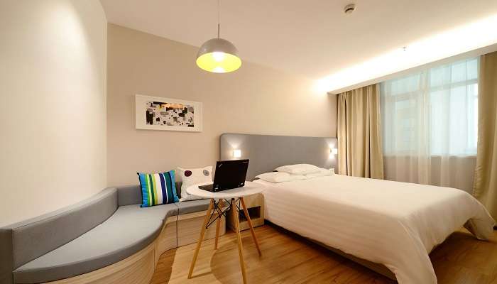 Beautiful rooms of Wyndhham Hotels near Kayamkulam