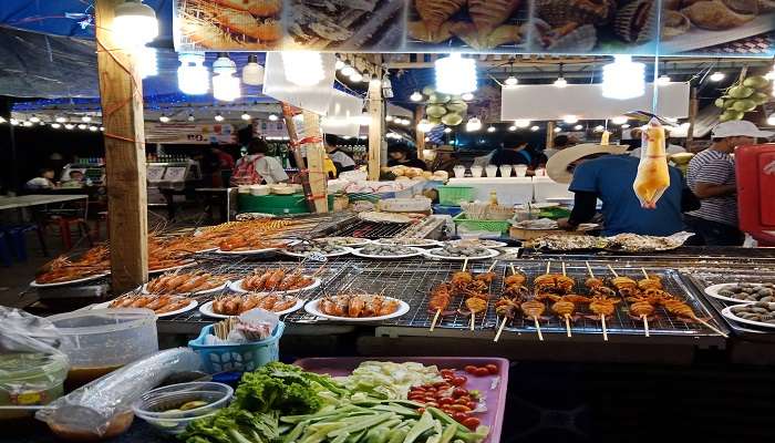 Thai local food is a must-try during your visit to Phuket. 