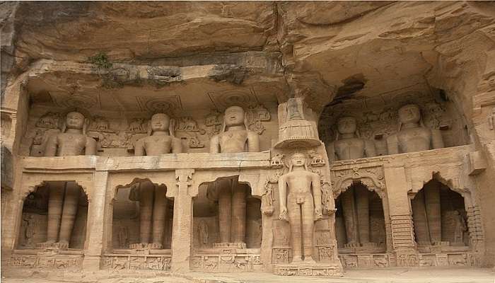 Siddhanchal-Jain-Temple-Caves