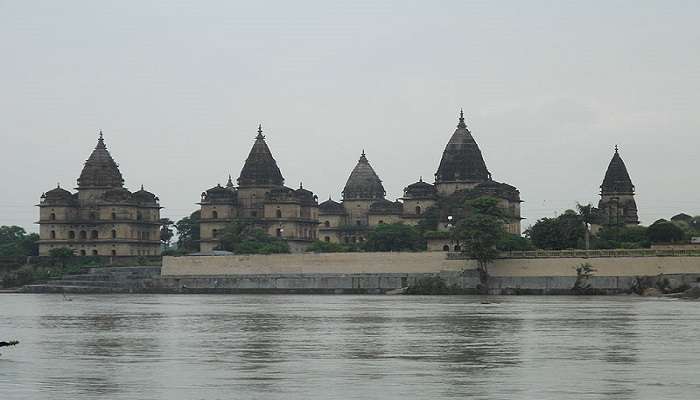 The pristine Sundar Mahal in Orchha, places to visit in July in India