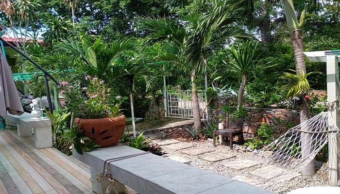 Hotels in Ko Si Chang