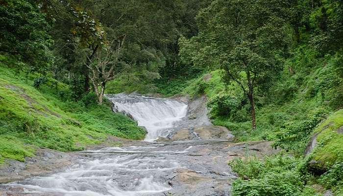 Discovering the magic of this place and mesmerise with the view.