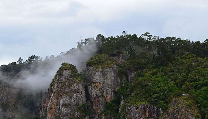 Best time to visit Pillar Rocks viewpoint