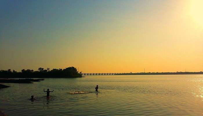 Sunset view from Dowleswaram Barrage at Godavari.