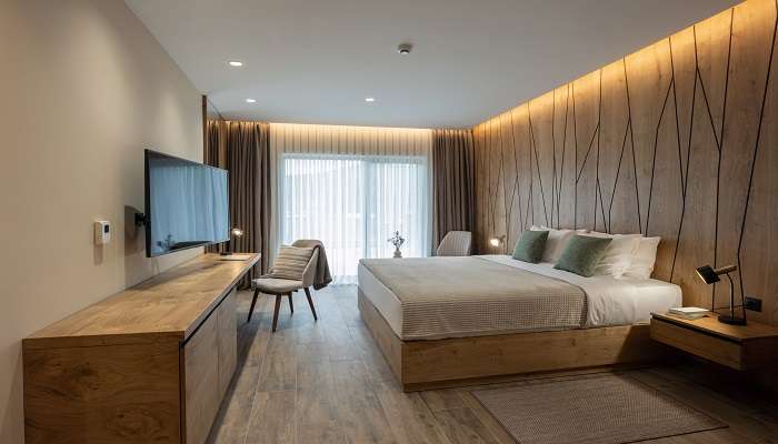 Located in the tranquil and scenic area of Mayabunder