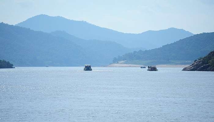 The scenic view of Papi Hills, a must-see place in Andhra Pradesh.