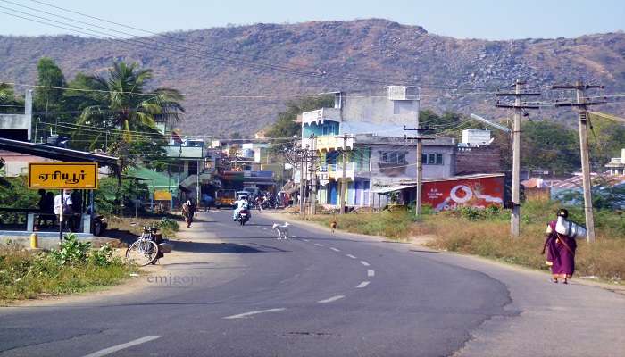 Pennagaram Village in Tamil Nadu to explore near the hogenakkal falls.