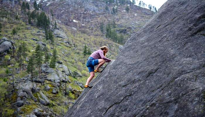 Tourists enjoying rock climbing nearby hotels near Gandikota