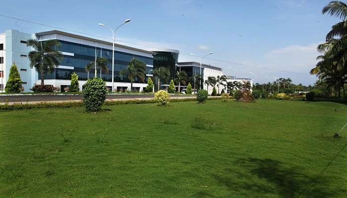 mesmerising view of the info park.