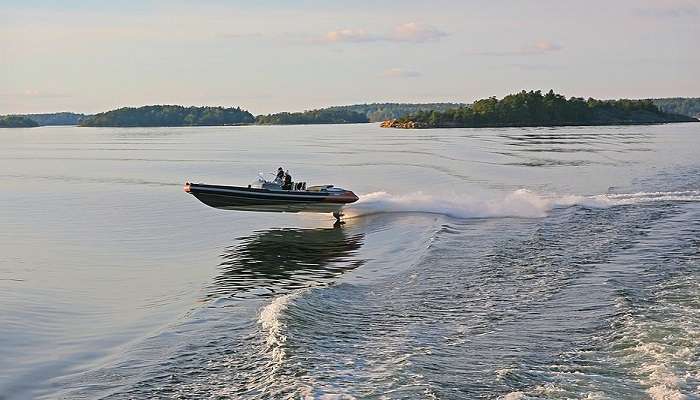 You can speed boat at Bargi Dam