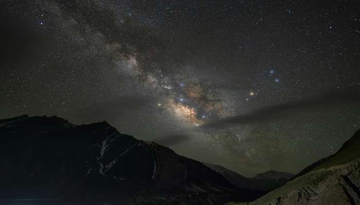 Kaza is a great place for stargazing and astrophotography.