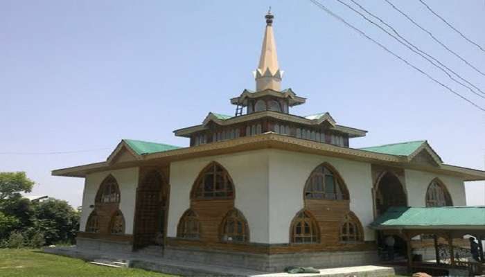 Baba Reshi Shrine to visit.