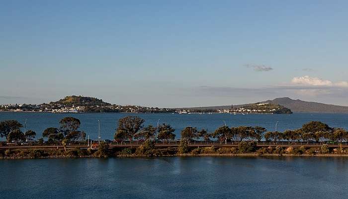 Tamaki Drive and Devonport