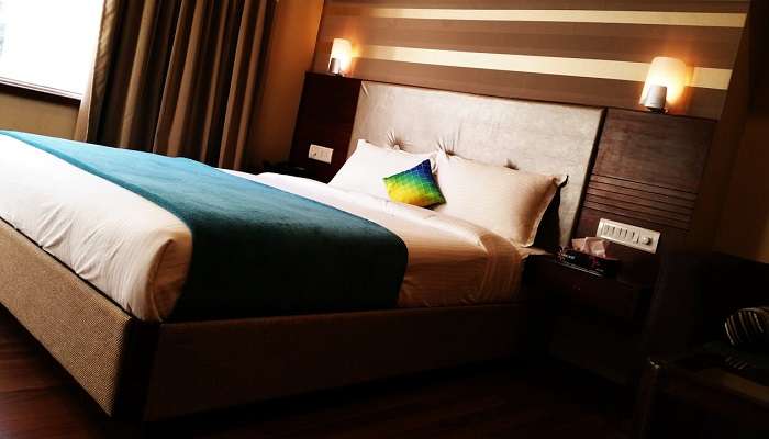 Ambience of a hotel room , one of the best Hotels In Villivakkam