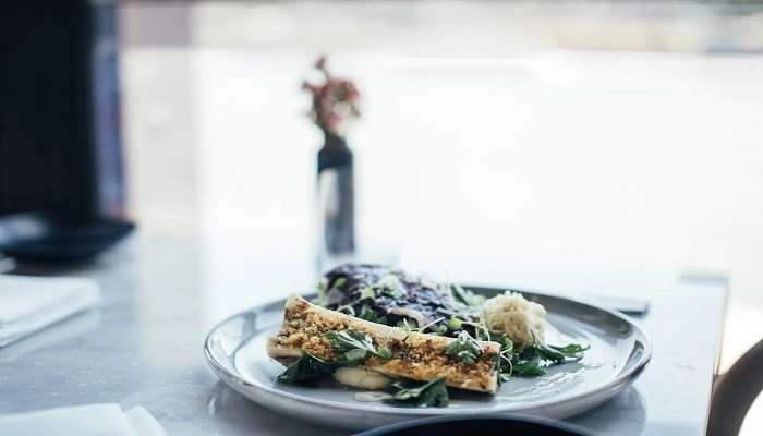 Seafood served on the plate, One of the best Cafes in Ballina. 