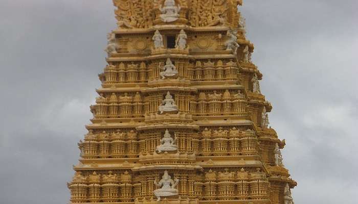 Chamundeshwari Temple - Best places to visit near Mysore palace