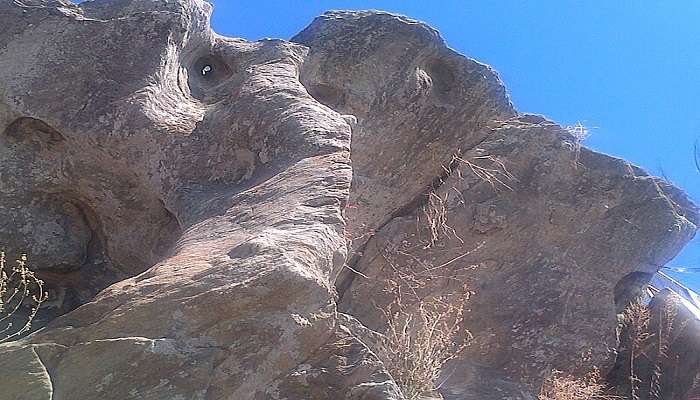 Money face stone in Mukteshwar