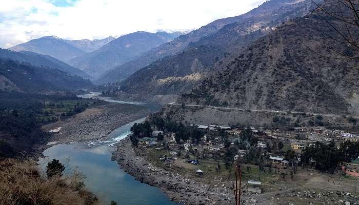 Chenab Lake, a famous attraction in Uttarakhand. 