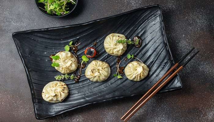 Taste hot momos at the Dream Cafe.