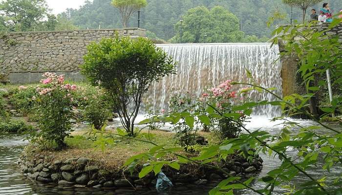 Drung Waterfall, a scenic place to visit.