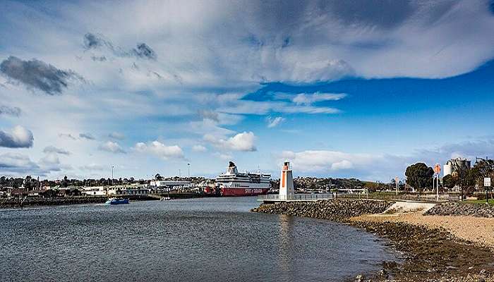 Scenic river view in Devonport