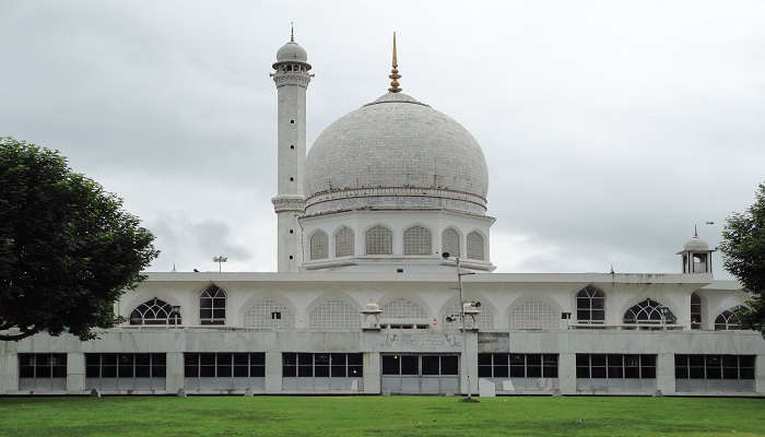 Hazratbal Shrine near Shalimar Bagh Mughal Garden.