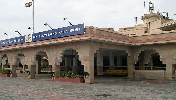 Front porch of Ahilya Bai Holkar Airport