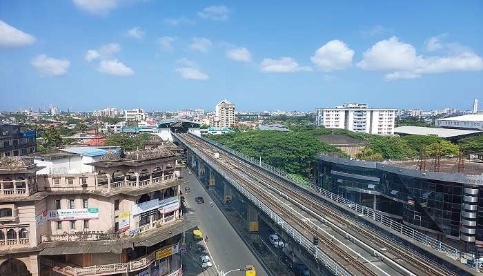 Kadavanthra is an urban city area