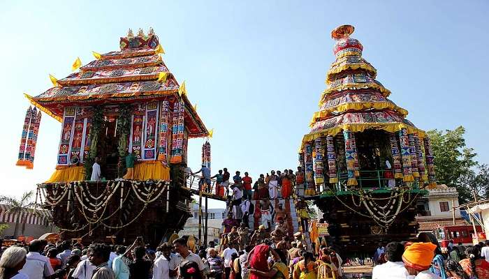 Car festival in Perur