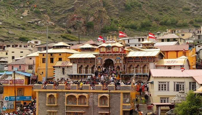 Badrinath temple near Tapta Kund.