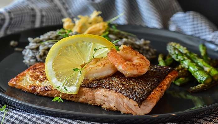 Pan fried smoked salmon dish, Cafes in Wollongong