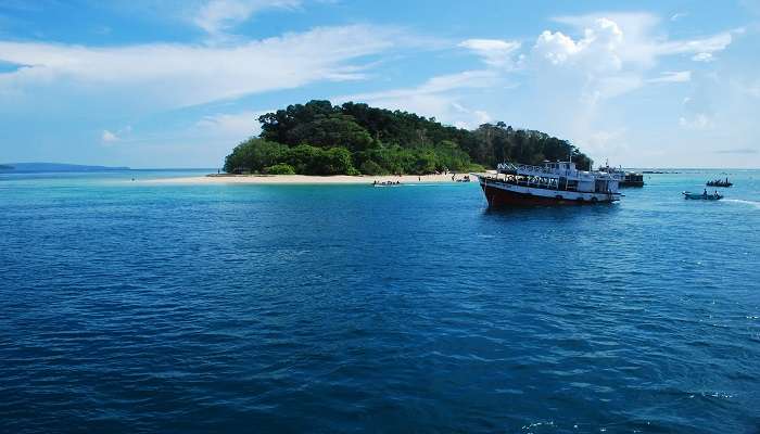 Mahatma Gandhi Marine National Park, a must see place along Chidiya Tapu To Port Blair route