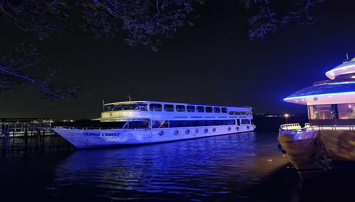 visit to kerala remains incomplete without a walk on the famous Marine Drive located.